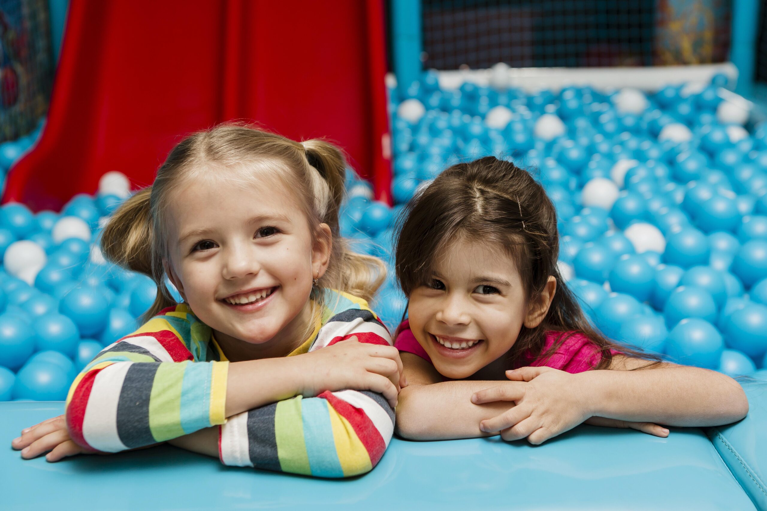 slečny a skákací hrad 2